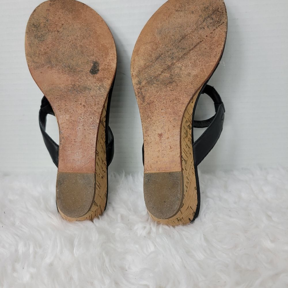 Bernardo Matrix Womens Size 8.5 Mini Wedge Black Leather Thong Sandals - Picture 8 of 9